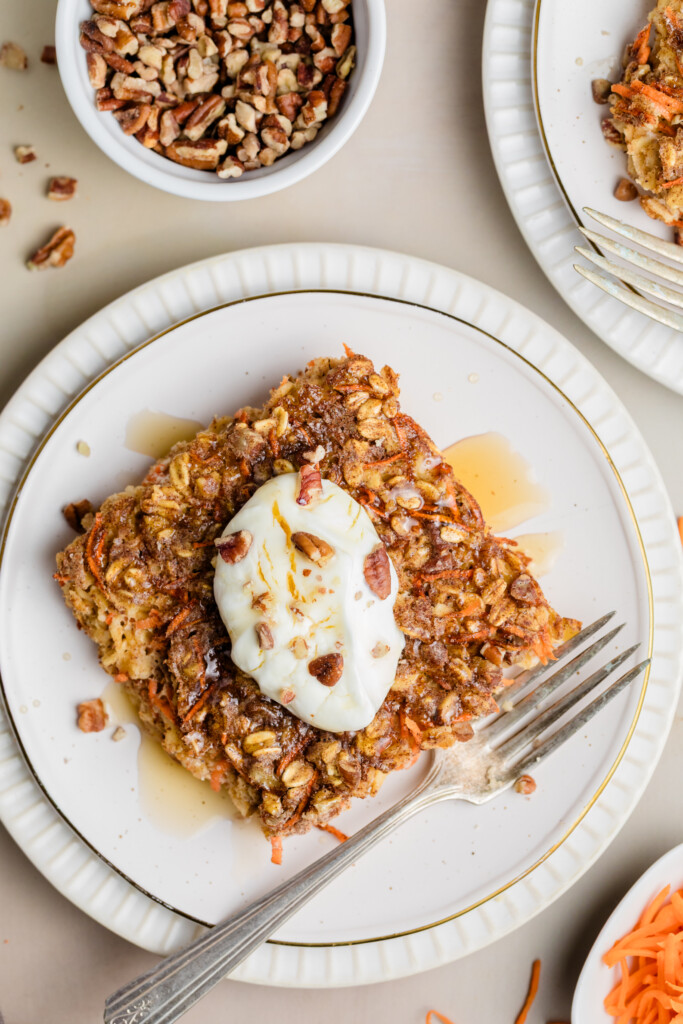 Healthy Carrot Cake Oatmeal: Start Your Day with Flavor